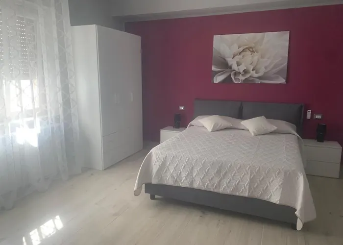 Le Stanze Di Dalia 住宿加早餐酒店 克罗托内